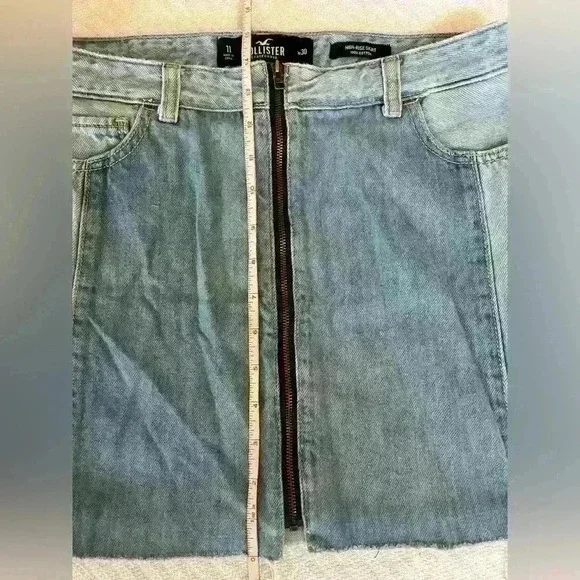 Hollister Two Toned Denim Cutoff Zipper Skirt Size 11 - Picture 4 of 4